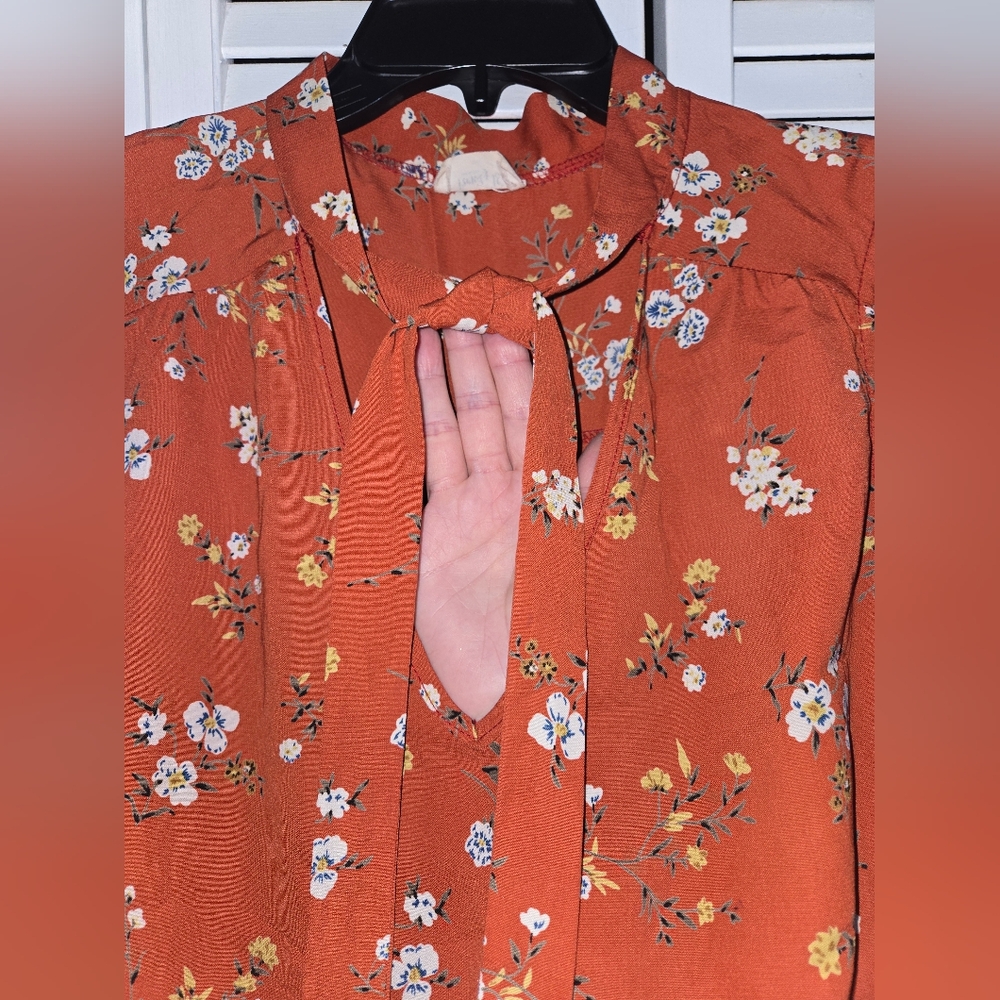 Trendy J's Women's XL Floral Ruffle Sleeve Top - Orange - Picture 2 of 11